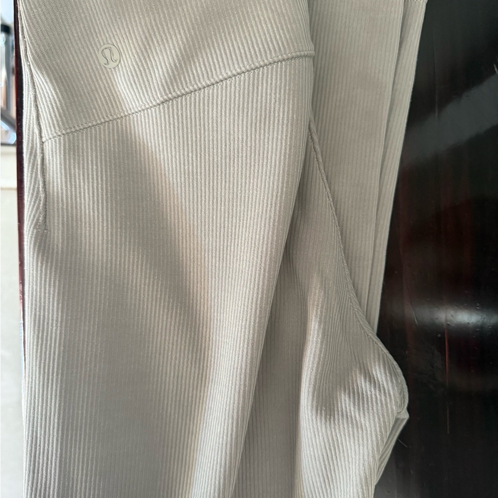 lululemon athletica women’s ash grey Flared Pants